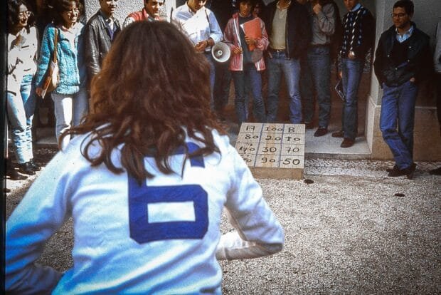 Lançamento no jogo do burro